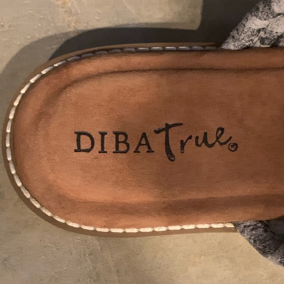 Diba Shoes - Picture 5 of 8